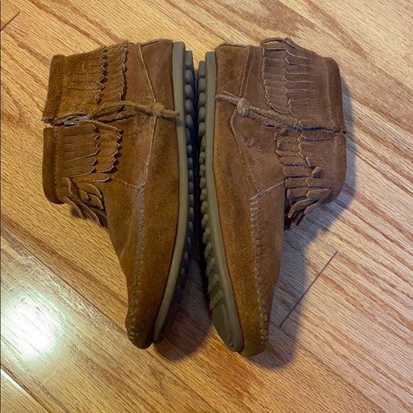 Mineetonka booties - Picture 3 of 9